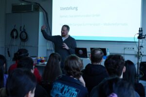 Live ist kein Zufall – Live ist Handwerk Tobias-Weber-TH-Koeln-300x200 Live ist kein Zufall – Live ist Handwerk